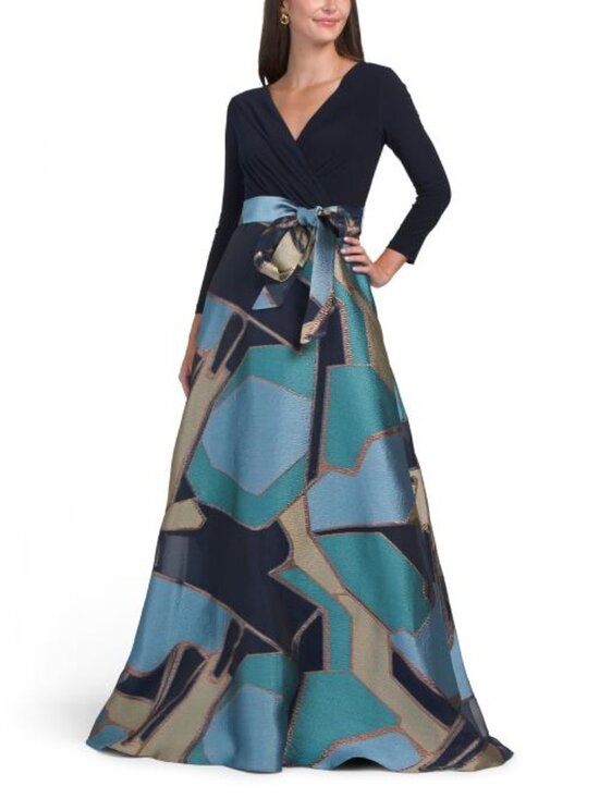 Teri Jon Dresses & Skirts - TERI JON Three-quarter Sleeve Jersey Top Geometric Pattern Dress